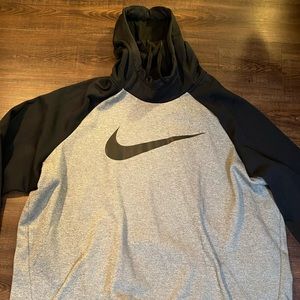 Men’s Nike Dry fit hoodie slightly worn 4XLT